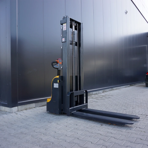 Electric stacker CIMEX ES30.1500 up to 3.0 m. Electric stacker CIMEX ES30.1500 up to 3.0 m.