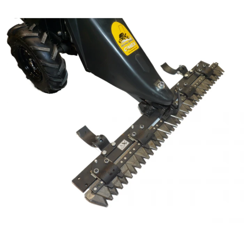 PROMO PACKAGE! Self-propelled thumb mower LM-100 + Gasoline grass aerator / scarifier LSC460